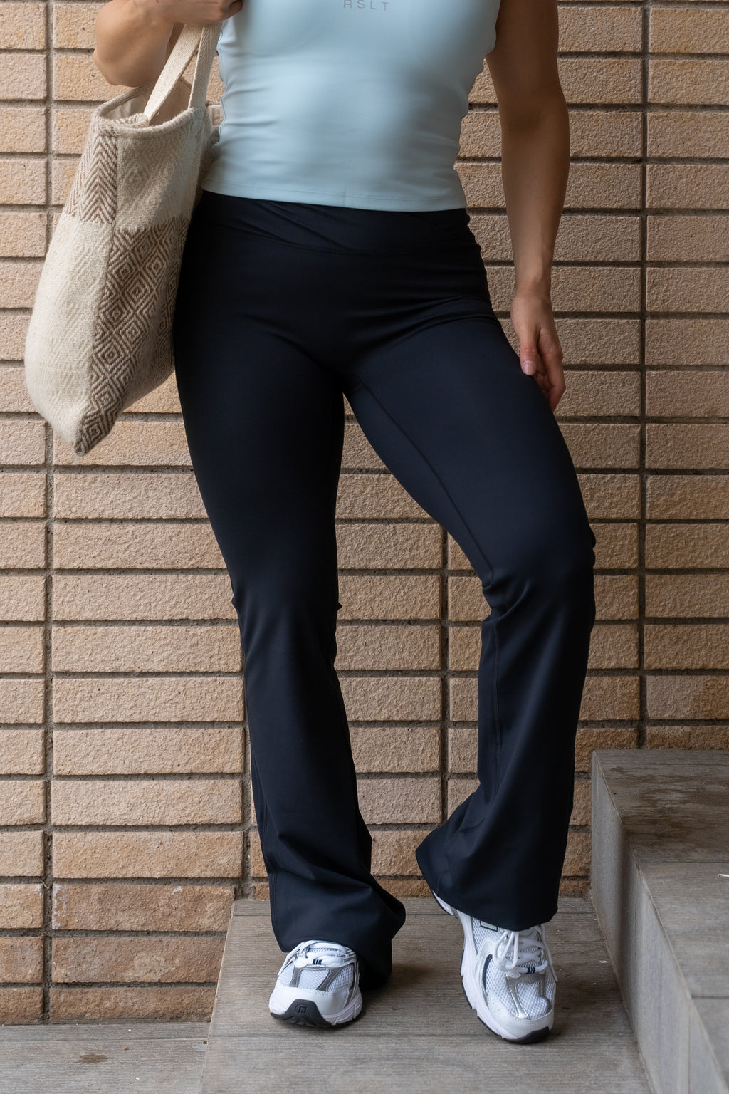 Flare Crossed Legging