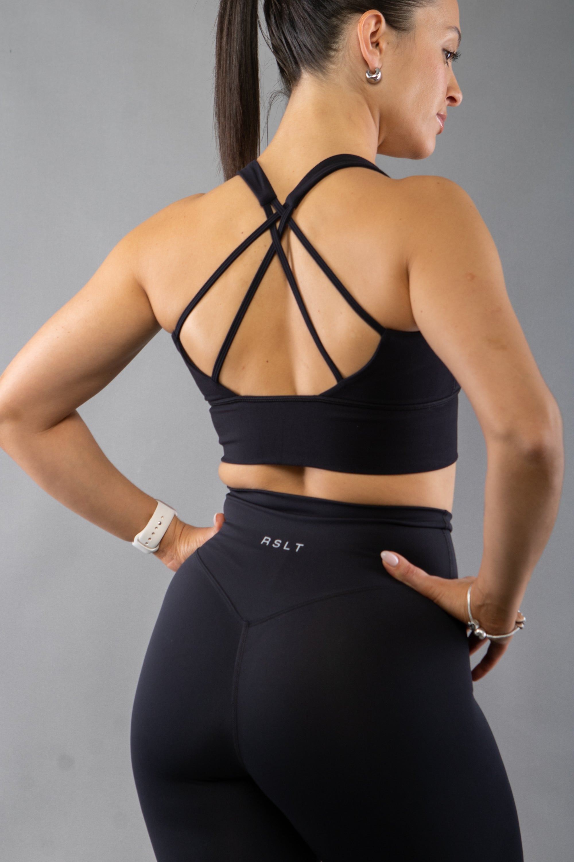 Evolve Crossed Legging