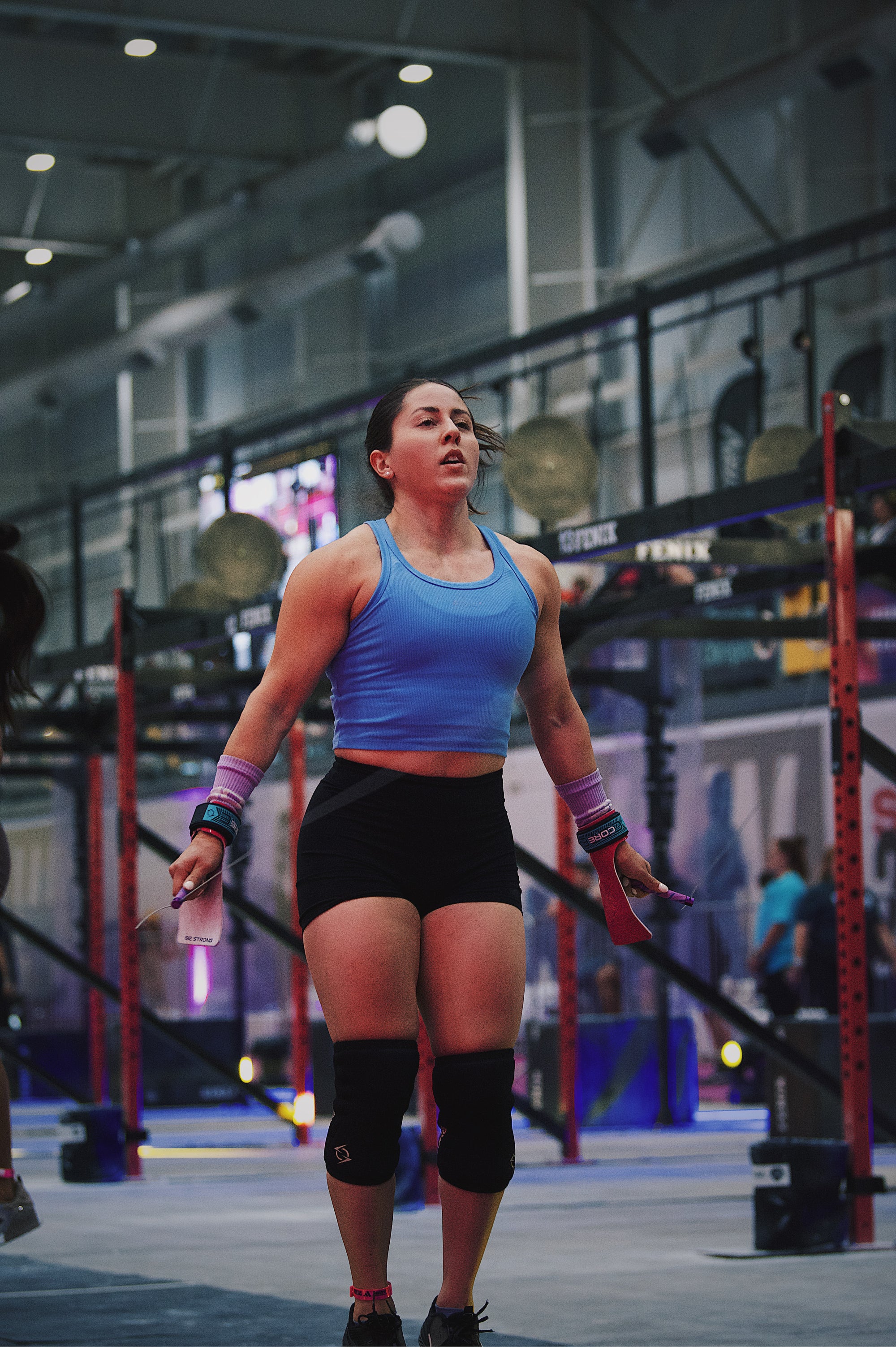 Set Essential Compete Crop + Bra  + Short